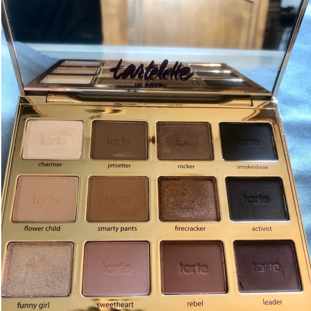 TARTELETTE IN BLOOM EYESHADOW PALETTE